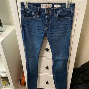 Hollister Low Rise Super Skinny Jean | 3S | MedDar